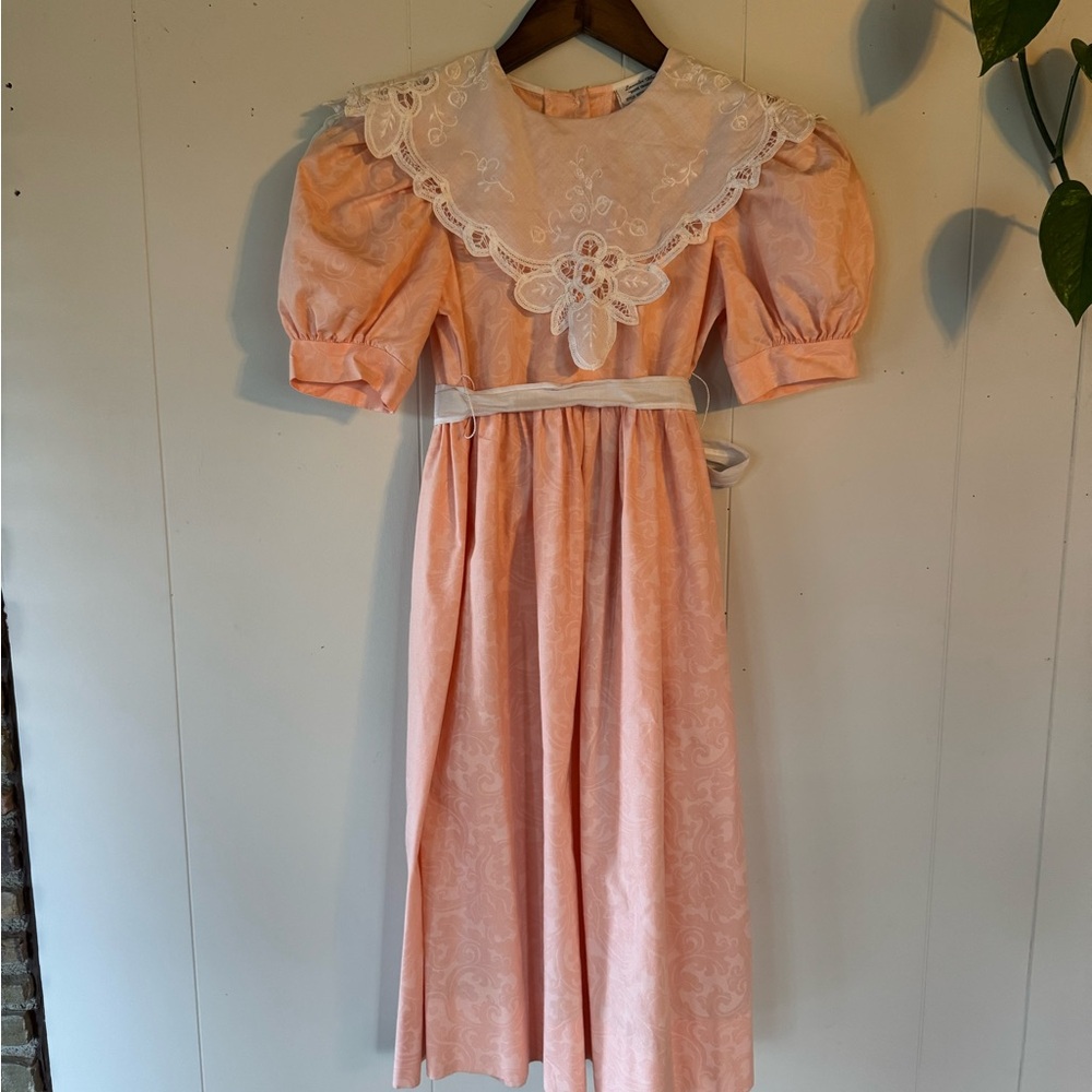 Elegant Peach Lace Kids Formal Dress